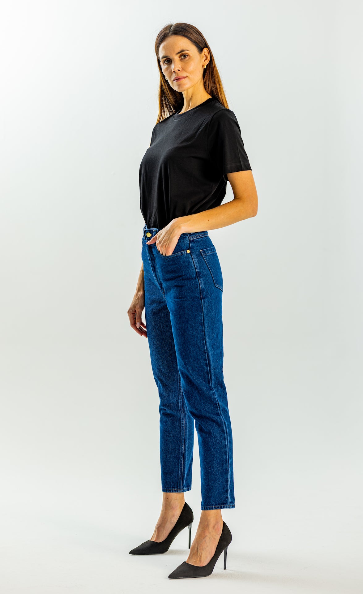 High-Waisted Jeans