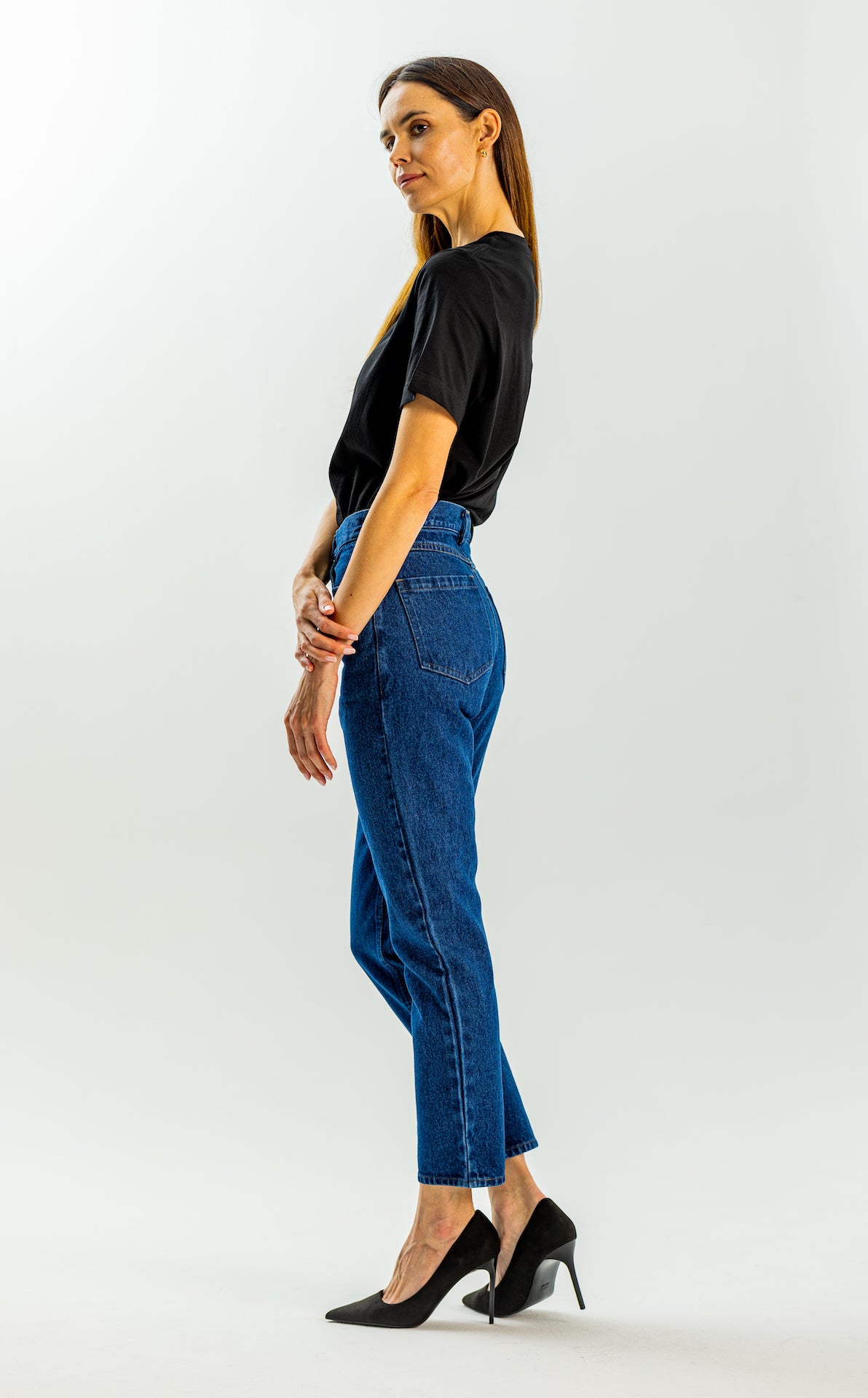 High-Waisted Jeans